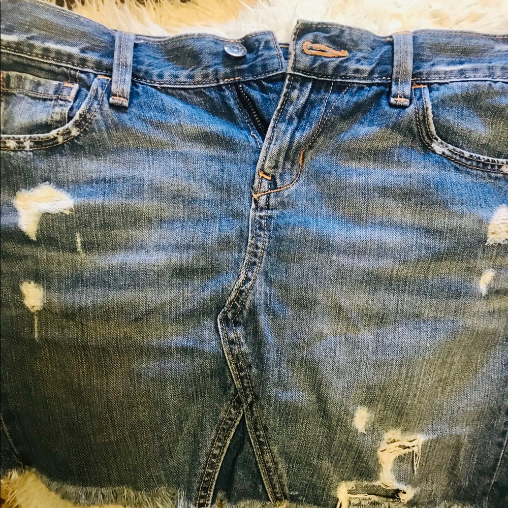Old navy distressed mini denim skirt